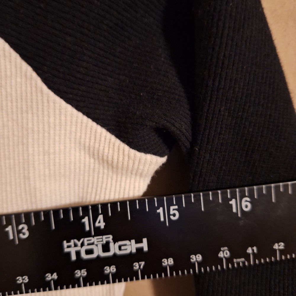 Western Yellowstone Dutton Ranch long sleeve crop top black off-white M - Picture 6 of 8